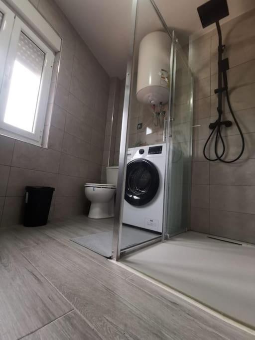 Apartamento Privado En Gijonアパートメント エクステリア 写真
