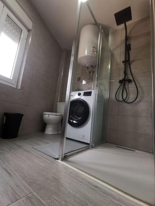 Apartamento Privado En Gijonアパートメント エクステリア 写真