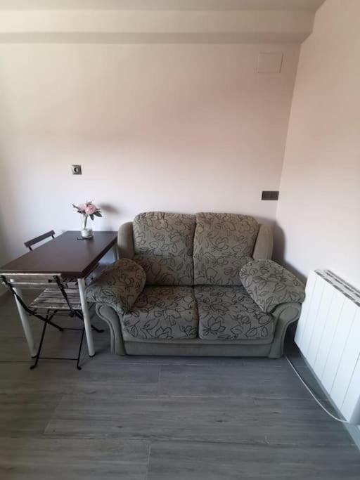 Apartamento Privado En Gijonアパートメント エクステリア 写真